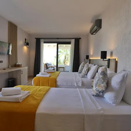 Ali's Beach Hotell *